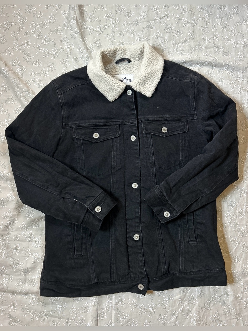 Hollister Black Denim Sherpa Jacket Size Medium Warm Trucker Jean Coat